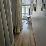 Elegant Studio, 2-4 People, Wifi, Pool, Parking Daire