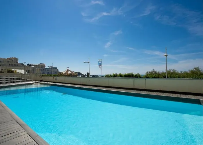 Διαμέρισμα Elegant Studio, 2-4 People, Wifi, Pool, Parking