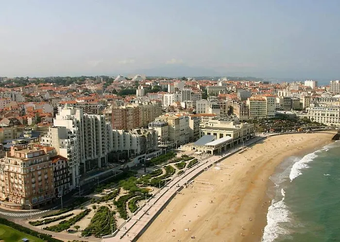 Elegant Studio, 2-4 People, Wifi, Pool, Parking Apartman *