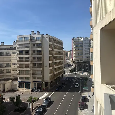 Elegant Studio, 2-4 People, Wifi, Pool, Parking 公寓